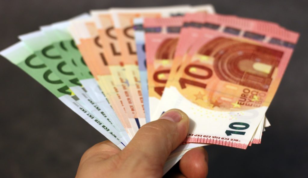 kurz_euro-7768842