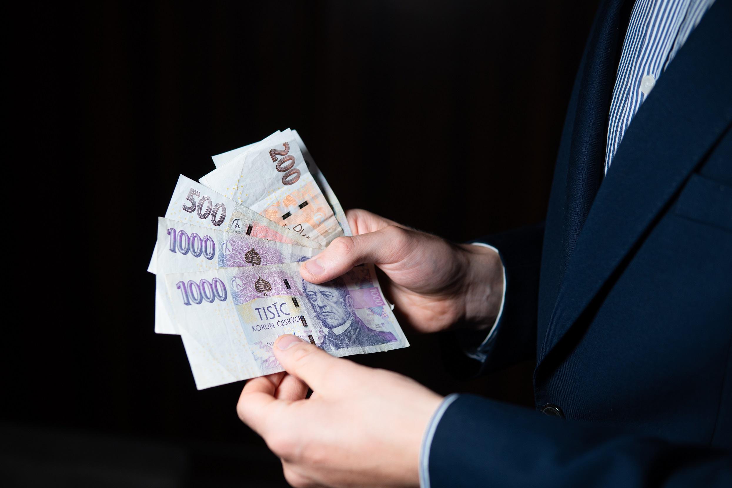 Která banka půjčí se záznamem v registrů?